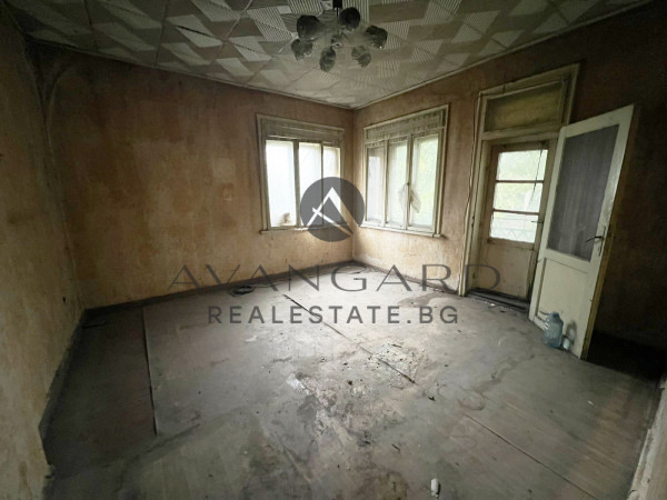 Floor of a house / military hospital