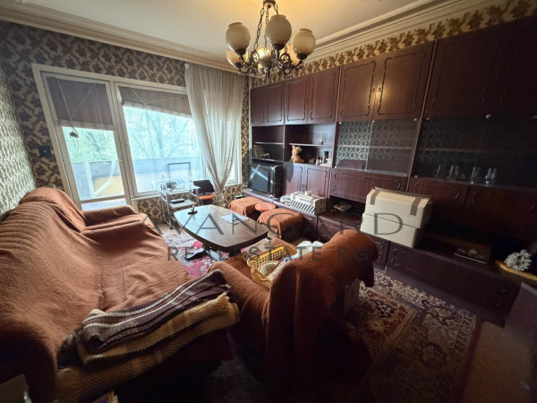 Three-room apartment next to Arimag