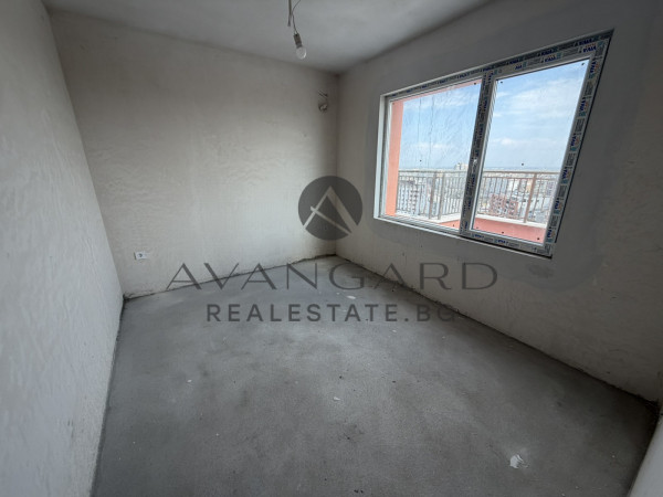 ПРЕД АКТ 16! Тристаен ТРАКИЯ ПОЛИКЛИНИКАТА