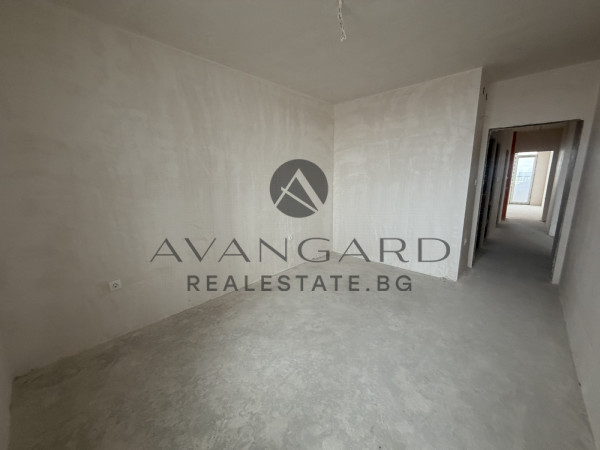 ИЗГОДЕН ТРИСТАЕН С АКТ 16 !!