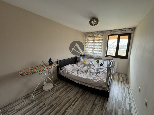 ДВУЕТАЖНА КЪЩА В ОСТРОМИЛА !!!