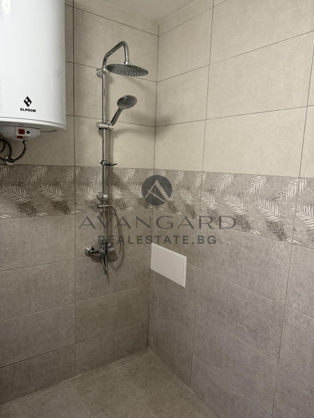 Тристаен РЕАЛНА КВАДРАТУРА ЕМЕМЕНТО