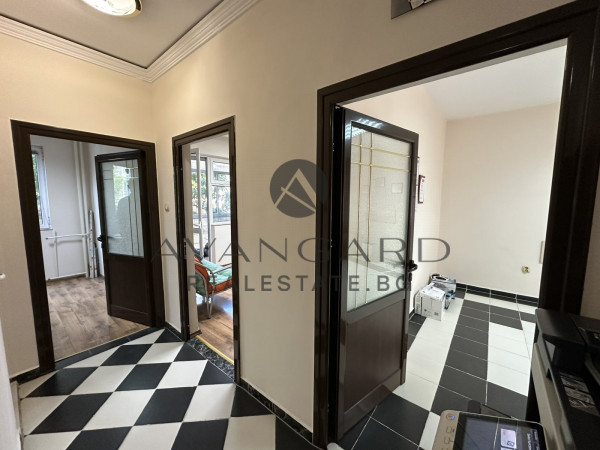 Multi -bedroom unfurnished! Karshiyaka!