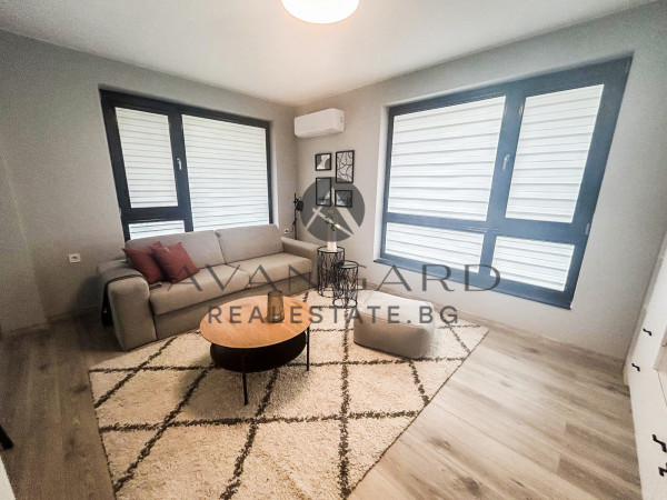 Луксозен едностаен маг. Лекси