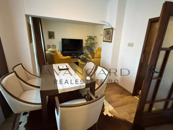 ЧЕТИРИСТАЕН + ДВУСТАЕН + ДВЕ ПАРКОМЕСТА АВТОГАРА РОДОПИ