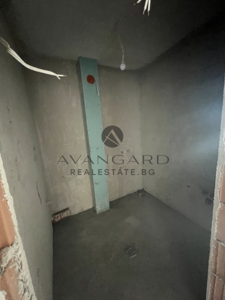 Тристаен апартамент / Кършияка