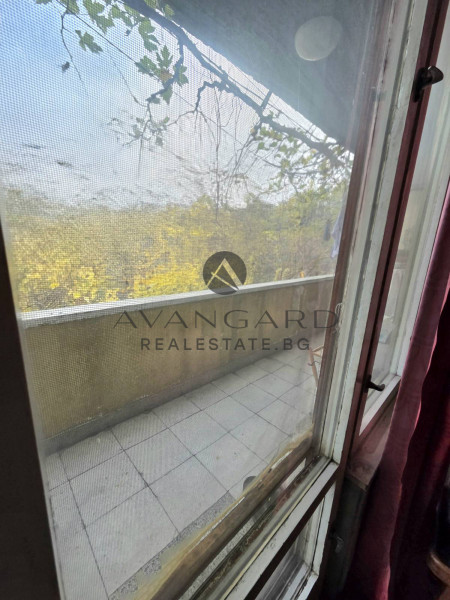 ТОП ЦЕНА!!! ТРИ ОТДЕЛНИ ПОМЕЩЕНИЯ !!! КЪРШИЯКА !!!