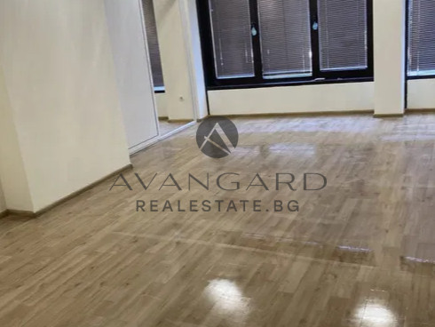 ОФИС! ТОП ЛОКАЦИЯ