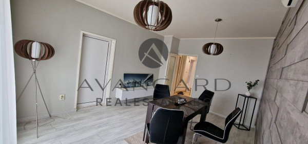 Three -bedroom small -sized to white birch
