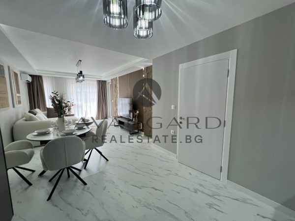Luxury two -bedroom