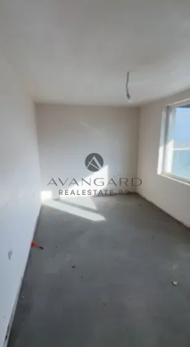 Двустаен пред акт 16