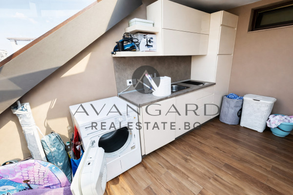 A wide two -bedroom fair