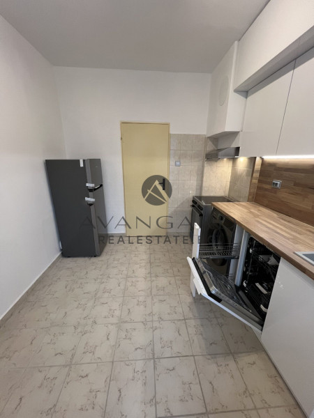 THREE-ROOM apartment with REAL SQUARE AREA / Rodopi Bus Station