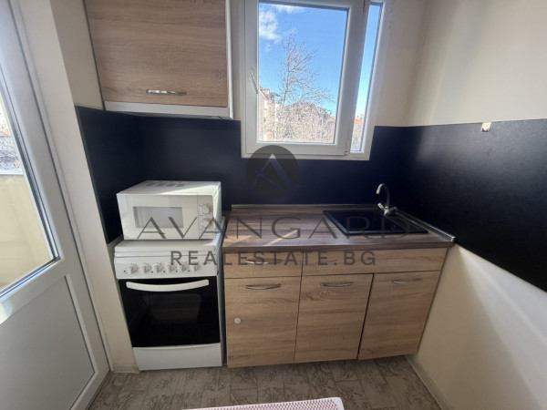 ИЗГОДНО! Обзаведен двустаен ПАНАИРА