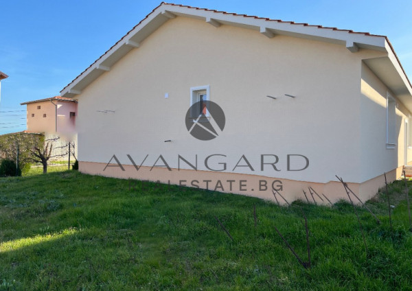 DETACHED HOUSE! BRANIPOLE!