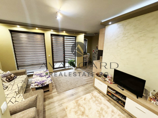 One bedroom with parking space in the price!