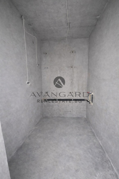 ПРЕД АКТ 16! Тристаен НОВА СГРАДА КЪРШИЯКА