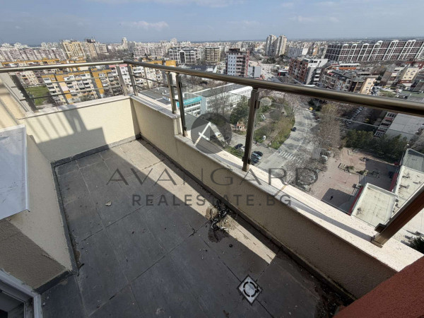 ПРЕД АКТ 16! Тристаен ТРАКИЯ ПОЛИКЛИНИКАТА