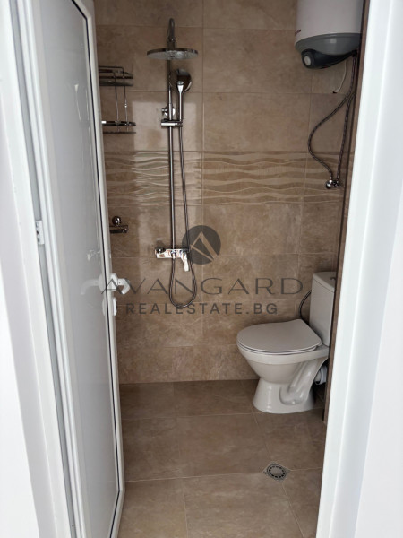 Търговско Помещение / Смирненски