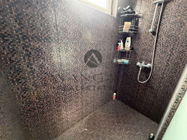 ЧЕТИРИСТАЕН + ДВУСТАЕН + ДВЕ ПАРКОМЕСТА АВТОГАРА РОДОПИ