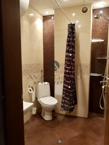 One bedroom furnished with garage / Kyuchuk Paris