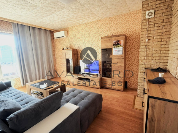 ТРИСТАЕН АПАРТАМЕНТ С ГАРАЖ В ЦЕНАТА !