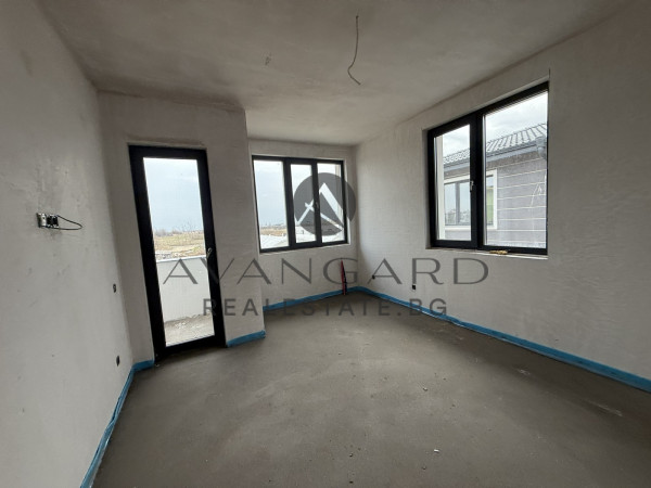 Separate two -storey house / Belomorski