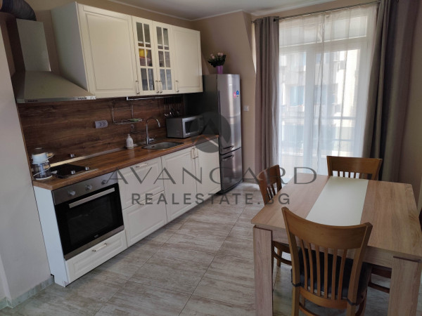 TWO BEDROOM FURNISHED! CENTER!