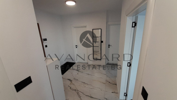 ЛУКСОЗЕН ЧЕТИРИСТАЕН АПАРТАМЕНТ С АКТ 16 ЦЕНТЪР ИЗТОК !!!