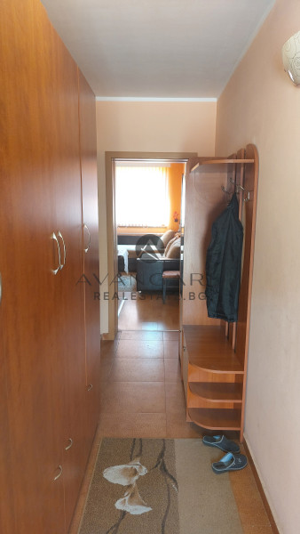 Two -storey house with double garage and 1000 sq.m. Yard/ Costo