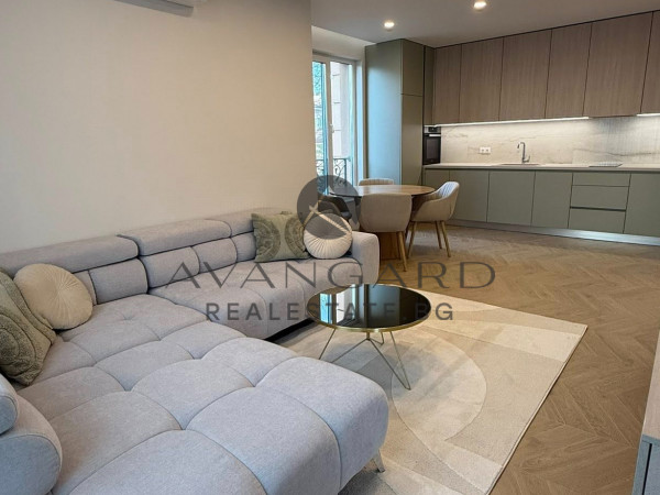 ДВУСТАЕН ОБЗАВЕДЕН! СМИРНЕНСКИ!