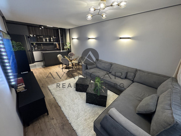 ТОП ЛОКАЦИЯ !!! ДИЗАЙНЕРСКИ ДВУСТАЕН В ТРАКИЯ !!!