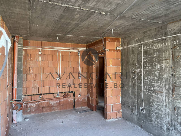 Two-room apartment in front of ACT 14