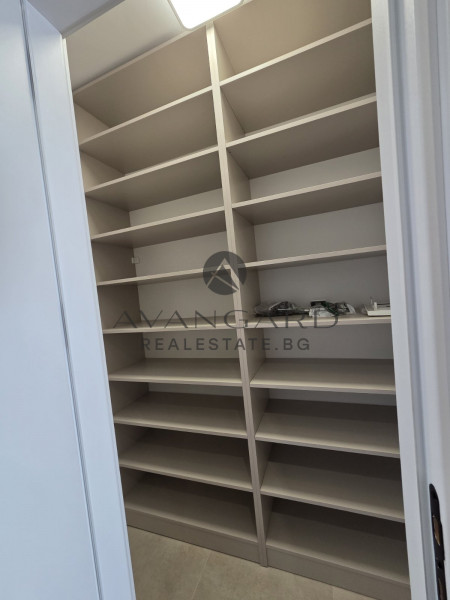 ТРИСТАЕН/ОБЗАВЕДЕН/ТРАКИЯ