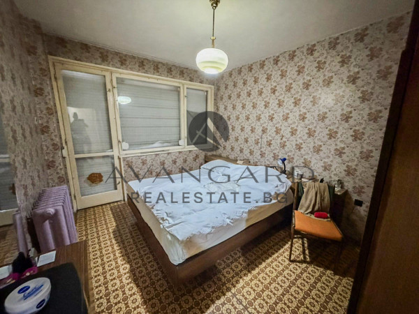 Тристаен Каменица парк