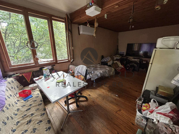 Two -bedroom apartment real square footage