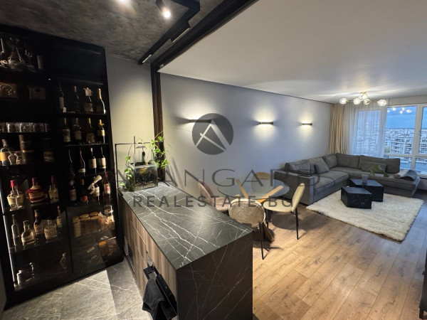 TOP LOCATION !!! DESIGNER TWO-ROOM APARTMENT IN THRACIA!!!