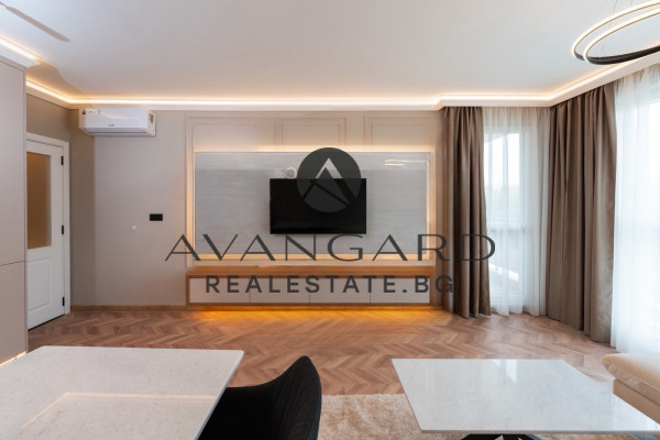 DESIGNER TWO-ROOM APARTMENT WITH UNDERGROUND PARKING SPACE INCLUDED IN THE PRICE!!!