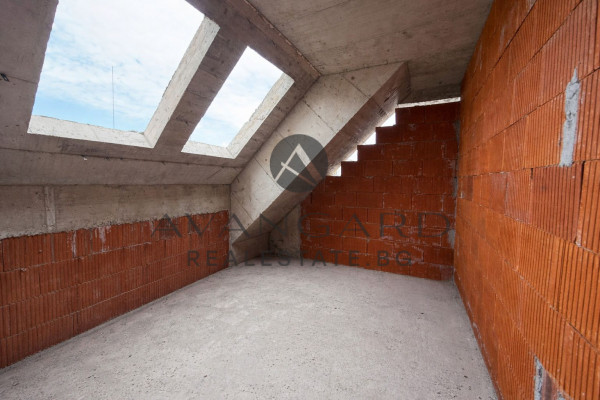 ТРИСТАЕН АПАРТАМЕНТ С АКТ14! КЮЧУК ПАРИЖ!