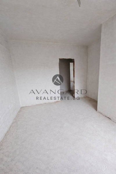 ДВУСТАЕН С АКТ 14 ДО ТЦ ГРАНД