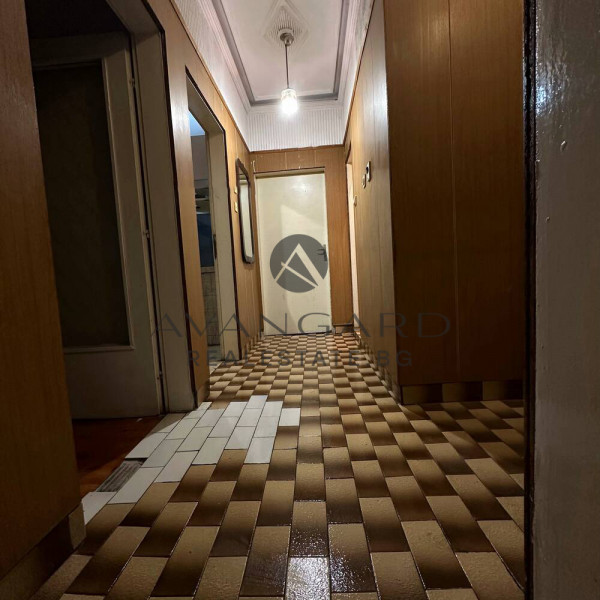 ТРИСТАЕН АПАРТАМЕНТ! ИЗГРЕВ!