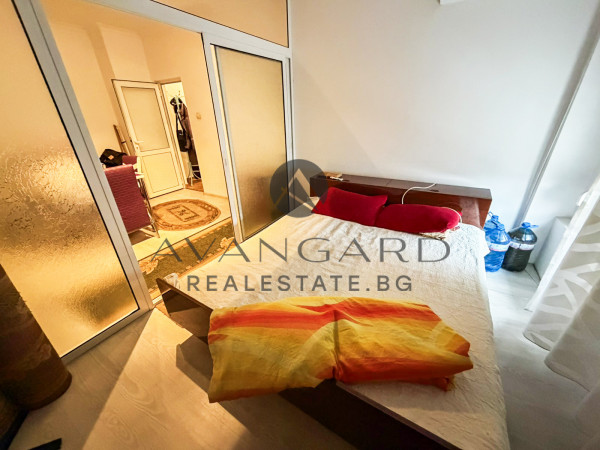 Двустаен апартамент Кършияка