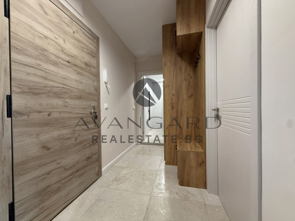 Двустаен обзаведен за първи наематели