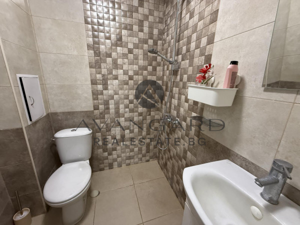 ДВУСТАЕН ОБЗАВЕДЕН! ЦЕНТЪР! ТОРО ГРАНДЕ!