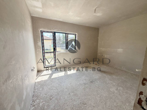 Едноетажна къща / Скутаре