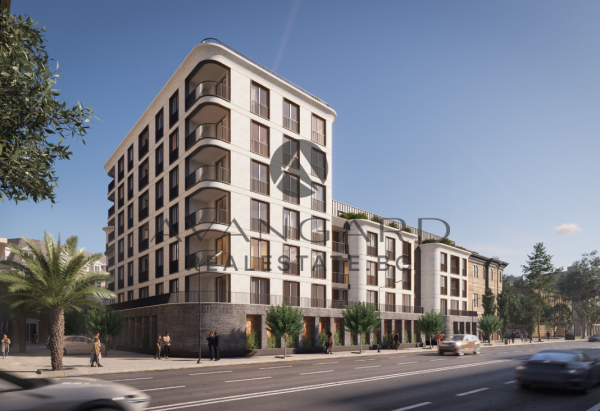 One -bedroom apartment in a new luxury building/ central station