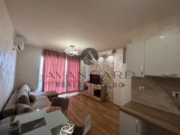 TWO BEDROOM FURNISHED! SMYRNENSKY!