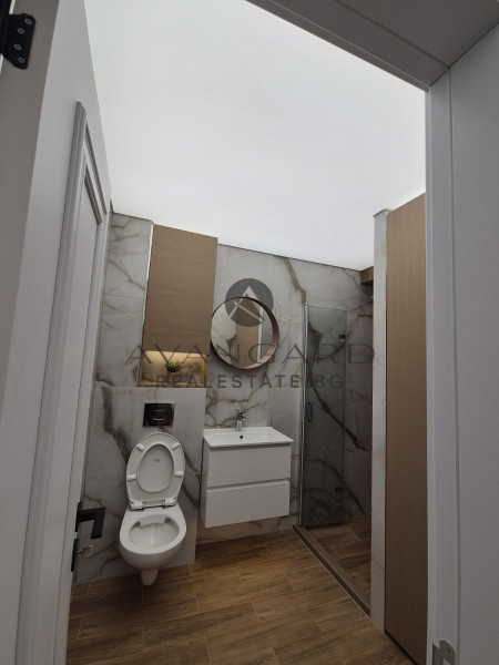 Spacious one -bedroom / new building / judge