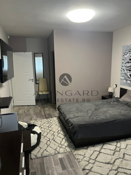 Обзаведен двустаен гимн. Васил Коларов