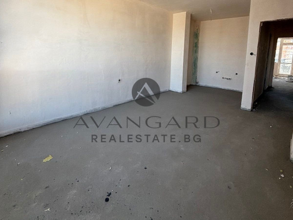 Two -bedroom apartment in front of Act 14